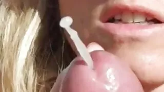 Vidéo de sexe en POV mettant en vedette deux charmantes têtes filmxamateur de succion