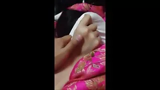 Hoochies en peau de porcelaine video amateur francais porno Serilla Lamante et Betty finger ass