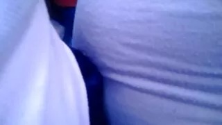Une videos x voyeurs pute aux cheveux roux sert deux mecs noirs au plus haut niveau