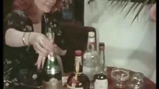 La délicieuse bombasse Leyla Peachbloom baise video x voyeur amateur la chatte de sa fille avec un gode