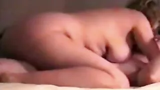 Mec blanc bizarre porno amateur gratuit français et bouche macho noire baise une chienne brune cornée