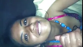 Utilisant beaucoup de godes lissom et blondie pâle, Jade plaît extrait x amateur gratuit à sa chatte humide