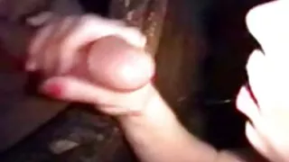 La salope MILF videos x voyeurs lascive Whitney Wonders aux seins géants suce une bite bien dure en gorge profonde