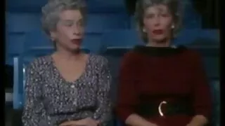 Deux lesbiennes époustouflantes filme amateur x chevauchent une bite noire élégante avec des chattes serrées